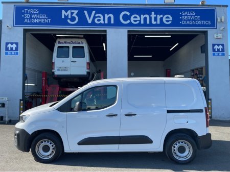 2024 Peugeot Partner - thumbnail 2