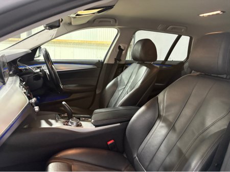 2019 BMW 5 Series D G31 SE XDRIVE 5DR AUTO €21,950 thumbnail