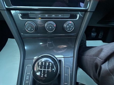 2018 Volkswagen Golf S 115PS 5DR €18,250 thumbnail