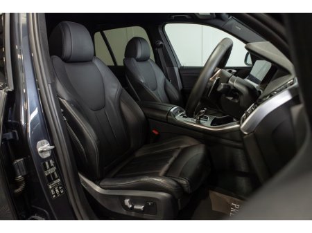 2019 BMW X5 - thumbnail 10