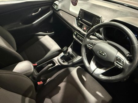 2018 Hyundai i30 - thumbnail 9