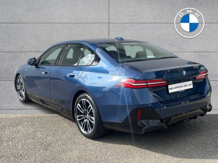 2024 BMW 5 Series - thumbnail 2