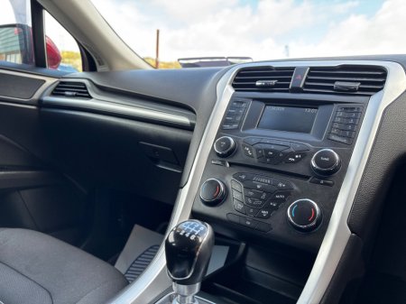 2015 Ford Mondeo - photo 6