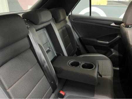 2022 Volkswagen T-Roc €28950 2022 VOLKSWAGEN T-ROC TDI SPORT 2.0 AUTOMATIC / CRUISE CONTROL / REVERSE CAMERA / PADDLE SHIFTERS €28,950 thumbnail