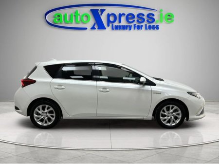 2016 Toyota Auris 1.8 Automatic, Hybrid, Reversing camera €12,895 thumbnail
