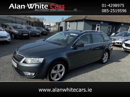 2016 Skoda Octavia - view 4