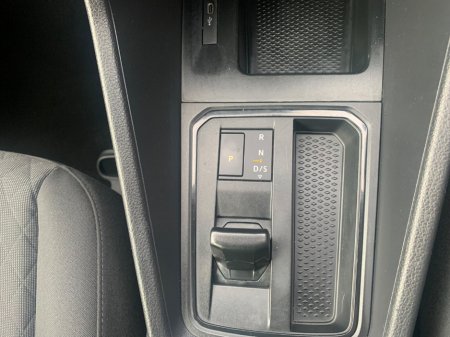 2023 Volkswagen Caddy MAXI LIFE 2.0 TDI DSG 7 SEATER // GREAT CONDITION // ONE OWNER // DOCUMENTED SERVICE HISTORY // 02/27 NCT AND €210 ROAD TAX // €38,950 thumbnail