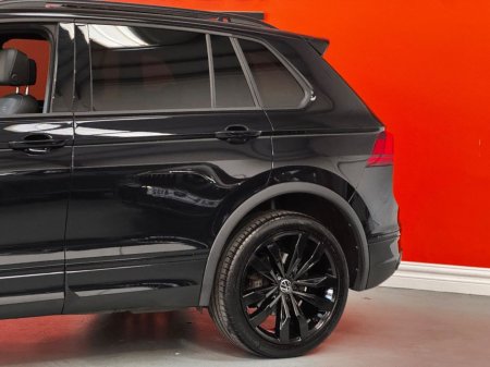 2024 Volkswagen Tiguan - thumbnail 8