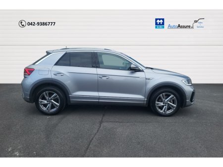 2024 Volkswagen T-Roc R-LINE 1.0 TSI MANUAL 6S 110BHP *** Reversing Camera / Lane Assist / Climate Control *** €33,900