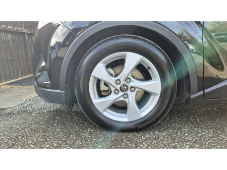 2019 Toyota C-HR - thumbnail 3