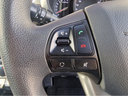 2016 Kia Rio - thumbnail 17