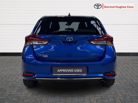 2018 Toyota Auris - thumbnail 4