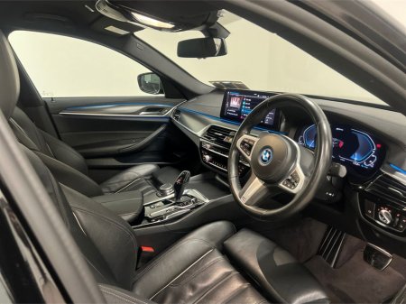 2021 BMW 5 Series - thumbnail 12