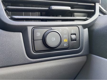 2026 Ford Transit Custom DOUBLE CAB PHEV AUTO FWD thumbnail