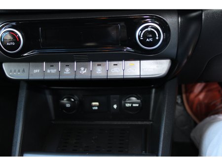 2023 Hyundai Kona 1.6 HYBRID Executive Two Tone Roof Auto €27,950 thumbnail