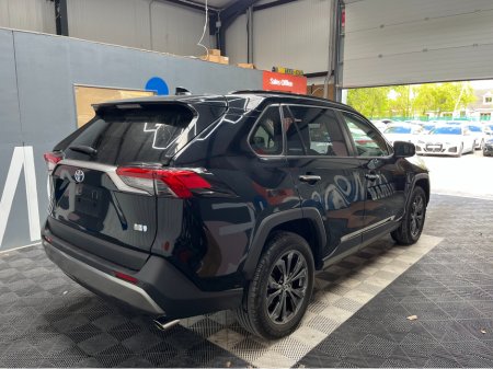 2023 Toyota Rav4 - photo 2