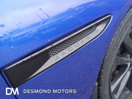 2019 Jaguar XE - thumbnail 17