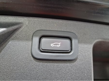 2021 Land Rover Discovery Sport P300E R-DYNAMIC HSE (PAN ROOF) AWD AUTOMATIC **TOP SPEC / APPLE CARPLAY / BLIND SPOT ASSIST / CRUISE CONTROL / ELECTRIC BOOTLID / FULL LEATHER / HEATED SEATS / MERIDIAN SOUND / 360 DEGREE CAMERA** €36,900 thumbnail