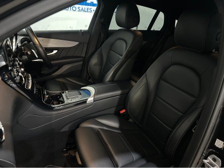 2022 Mercedes-Benz GLC Class - thumbnail 8