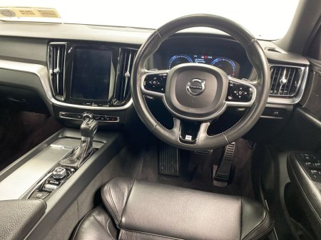 2019 Volvo S60 T5 (250hp) R-Design Auto €25,995 thumbnail