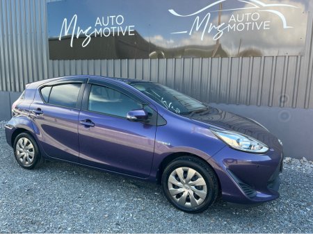 2017 Toyota Aqua - thumbnail 6