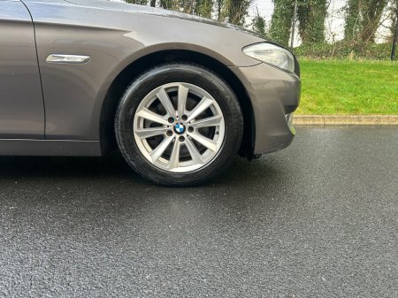 2013 BMW 5 Series 520D SE AUTO €8,950 thumbnail