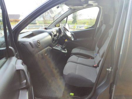 2017 Citroen Berlingo 625 LX HDI Blue 5DR *Only 66k Miles* €8,450 thumbnail