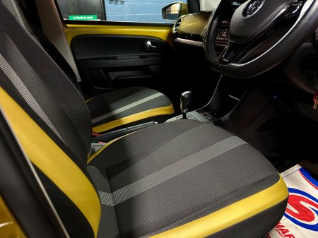2017 Volkswagen up! 1.0 75BHP HIGH UP €11,650 thumbnail