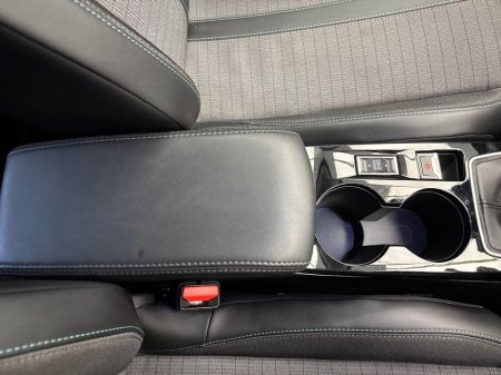 2021 Peugeot 2008 - thumbnail 15