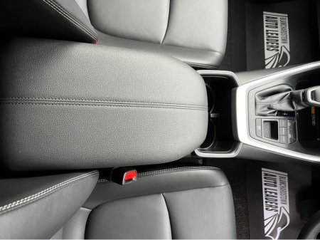 2025 Toyota Rav4 2.5 HYBRID SOL AUTO 218 BHP LEATHER €43,995 thumbnail