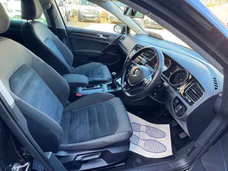 2014 Volkswagen Golf - thumbnail 17