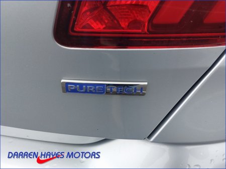 2017 Peugeot 308 - thumbnail 25