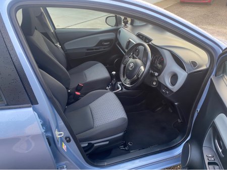 2015 Toyota Yaris 1.0 LUNA MC 4DR €9,950 thumbnail