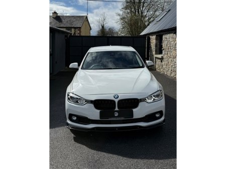 2017 BMW 3 Series - thumbnail 2