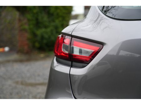 2015 Renault Clio - thumbnail 9