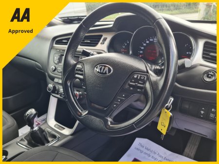 2015 Kia Ceed - thumbnail 17