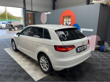 2016 Audi A3 Sportback 2016 AUDI A3 SPORTBACK TFSI 1.4 AUTOMATIC / CRUISE CONTROL / REVERSE CAMERA AND MORE thumbnail