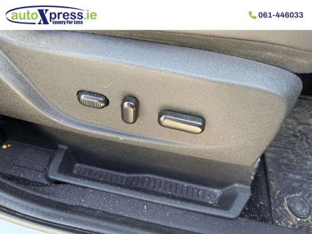 2019 Ford Kuga - thumbnail 9