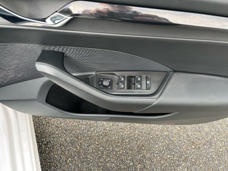 2022 Skoda Octavia - thumbnail 11