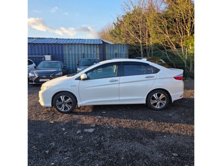 2016 Honda Grace - thumbnail 5