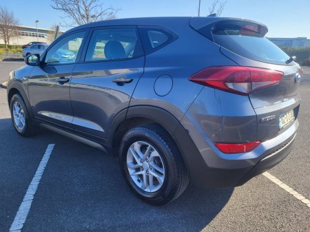 2016 Hyundai Tucson  €12,999 thumbnail