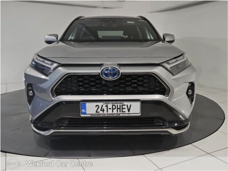 2024 Toyota Rav4 Design PHEV €46,495 thumbnail