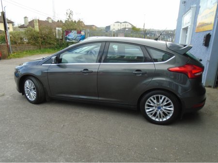 2017 Ford Focus - photo 4