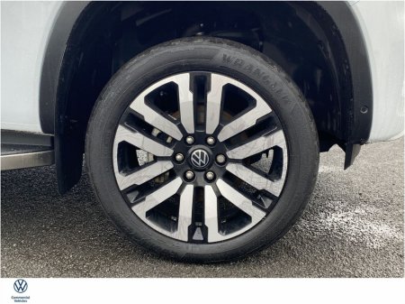 2024 Volkswagen Amarok AMAROK AMAROK AV (5.1) 3.0 237 €53,655 thumbnail