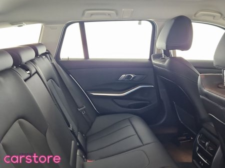 2023 BMW 3 Series - thumbnail 10