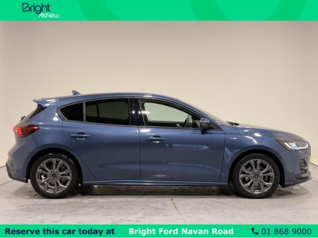 2023 Ford Focus ST-LINE 1.0T 125 M6 FWD 4DR €24,950 thumbnail