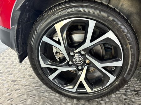 2020 Toyota C-HR - thumbnail 11