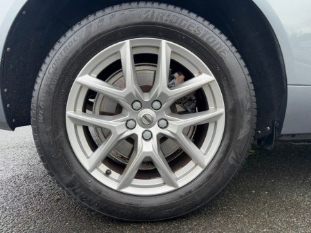 2018 Volvo XC60 - thumbnail 17