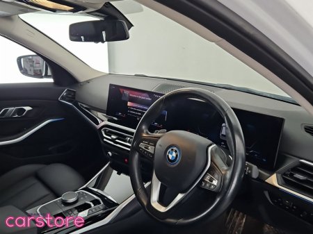 2023 BMW 3 Series - thumbnail 9