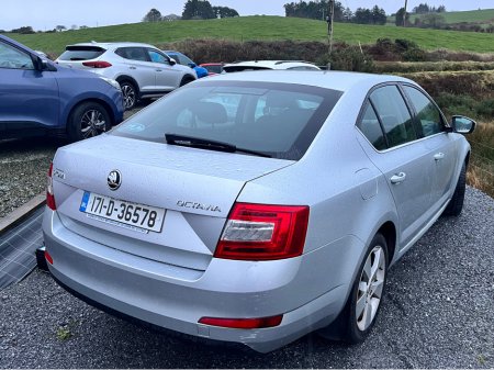 2017 Skoda Octavia - thumbnail 9